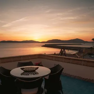 sea-view-blue-terrace.hotelsalgherosardinia.com/