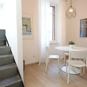 Palazzo Barindelli Bianca Apartment